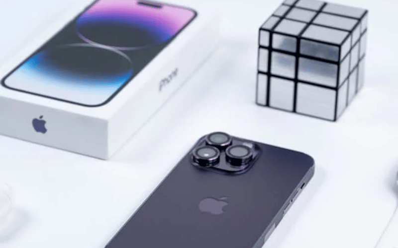 Smartphone sales in the June quarter; impact on rigid boxes